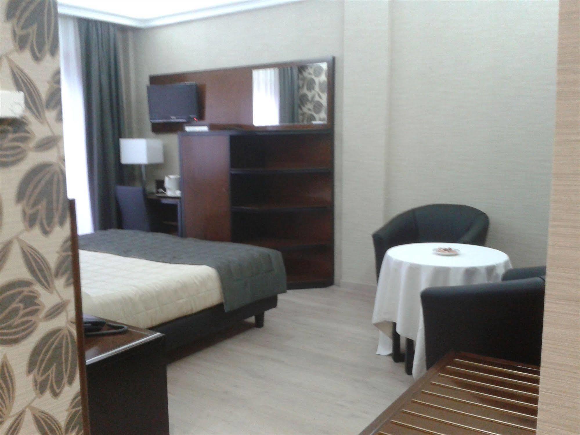 Hotel San Giorgio Sangano Екстер'єр фото