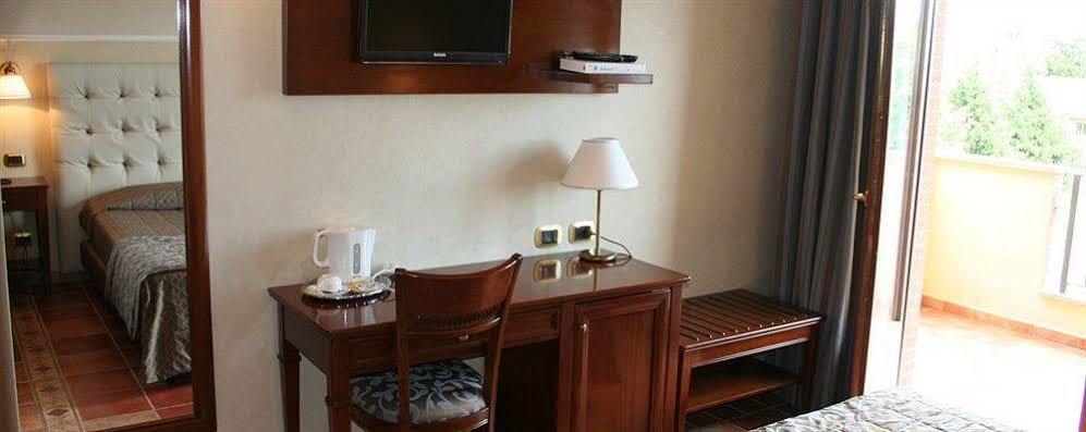 Hotel San Giorgio Sangano Екстер'єр фото