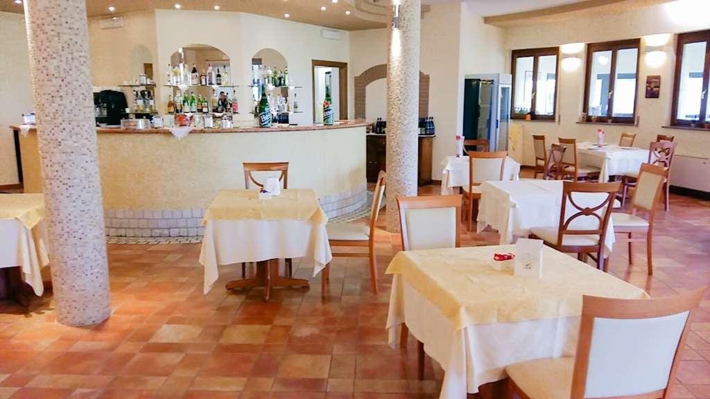 Hotel San Giorgio Sangano Ресторан фото